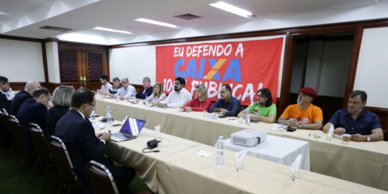 Direção da Caixa não garante emprego e proposta é rejeitada