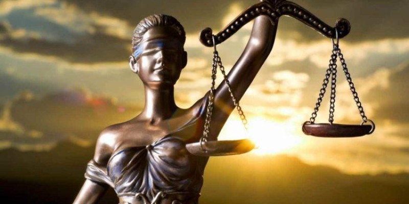 TERCEIRIZAÇÃO ILÍCITA GERA VÍNCULO EMPREGATÍCIO COM BANCO