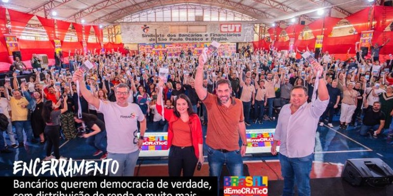 Bancários definem resoluções de luta pela democracia