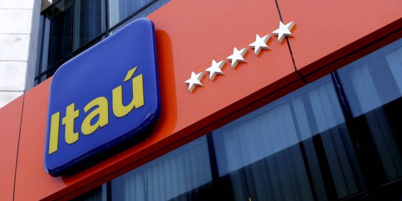 Bancários voltam a discutir emprego e remuneração com o Itaú
