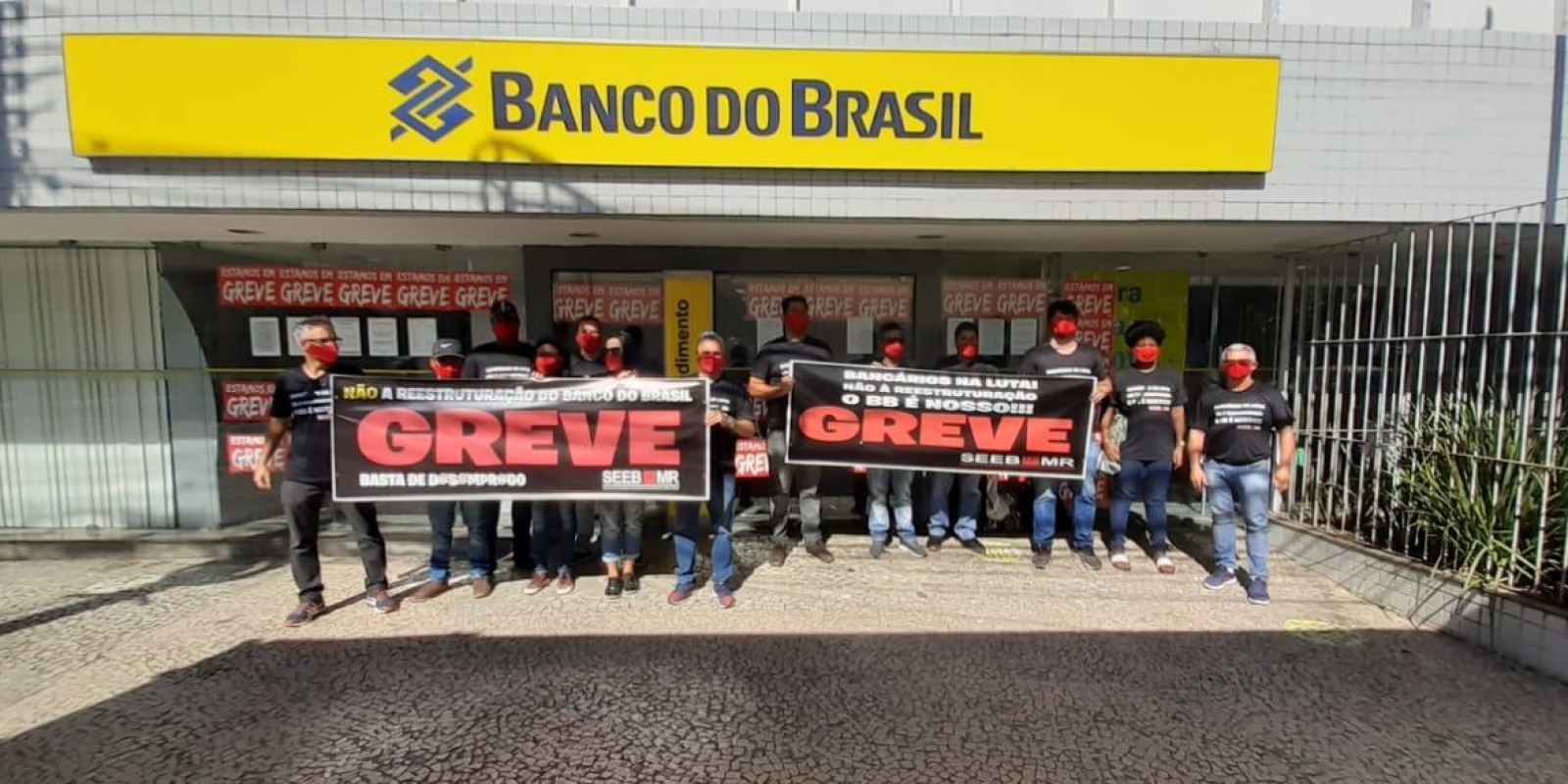 De norte a sul, BB paralisa contra reestruturação