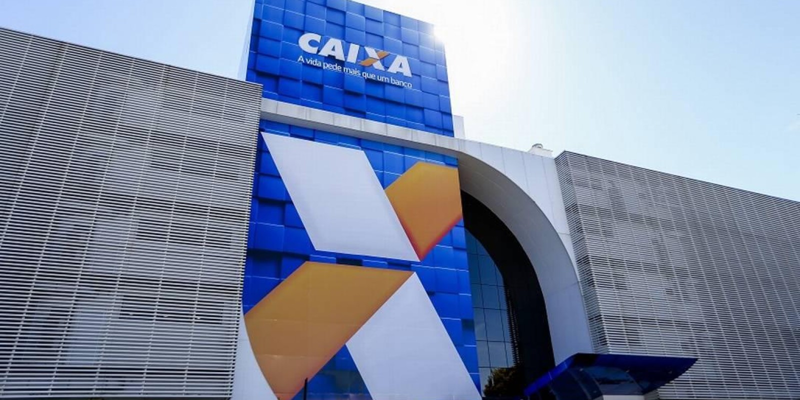 Caixa: 163 anos contribuindo com o desenvolvimento do país