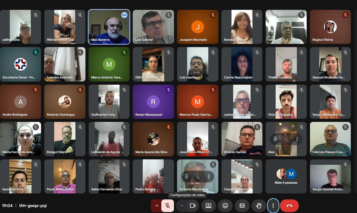 Fetraf RJ/ES reúne funcionários do Bradesco para debater demandas urgentes