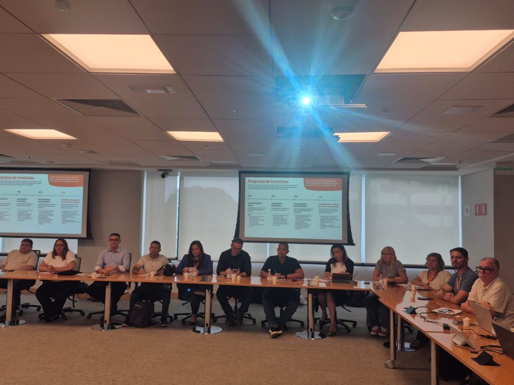 COE Itaú cobra cumprimento do acordo coletivo e debate mudanças organizacionais no GERA