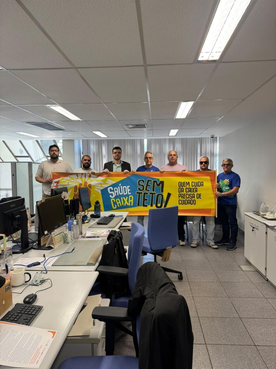 Dia Nacional de Mobilização leva defesa do Saúde Caixa e da Caixa pública às unidades de todo o país